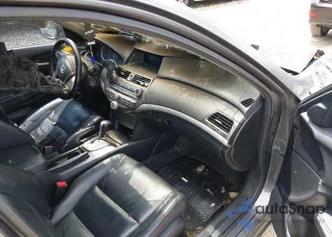 2011 Honda Accord 2.4 Se from USA, damaged, VIN 1HGCP2F62BA054737